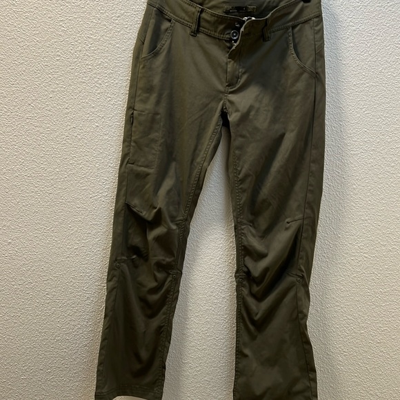 PrAna Halle Pant size 4 in dark olive green womens button is off but attached - Picture 1 of 11